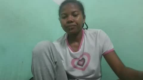 fenou122745 online show from November 24, 8:19 pm