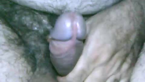 Snapshot of fer_2197 chatting on December 6, 6:28 pm fer_2197 online show from December 6, 6:28 pm