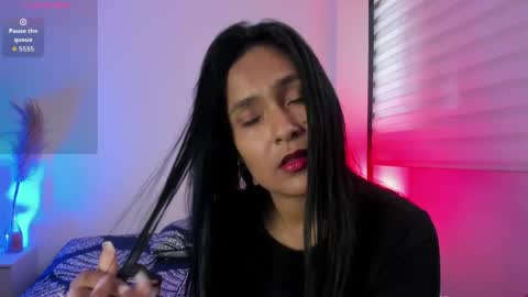 fernanda_liie_ online show from April 25, 7:00 pm