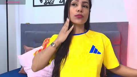Snapshot of fernandabrown_ chatting on June 17, 12:40 pm Fernandabrown s online show from June 17, 12:40 pm