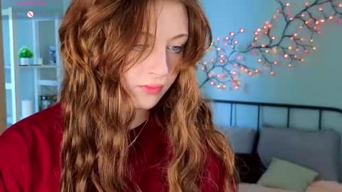 Snapshot of fernandafurfey chatting on June 2, 11:12 am Rachel online show from June 2, 11:12 am
