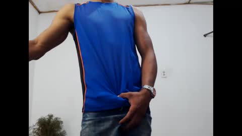 fernandez_latinblack online show from December 31, 8:23 pm