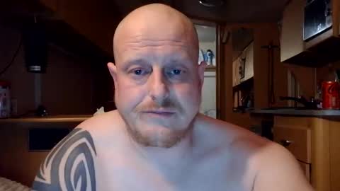 Snapshot of fernsgareth chatting on March 31, 12:56 am G star online show from March 31, 12:56 am