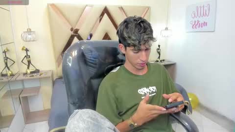 FER PHOENIX online show from October 26, 3:23 am