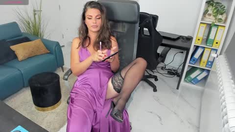 Snapshot of fetish_life chatting on November 7, 3:34 pm fetish_life online show from November 7, 3:34 pm