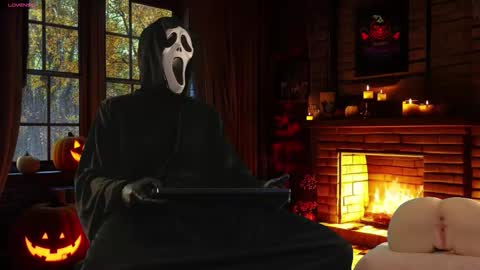 Snapshot of fetishboyfun chatting on October 31, 4:41 pm FetishBoyFun online show from October 31, 4:41 pm