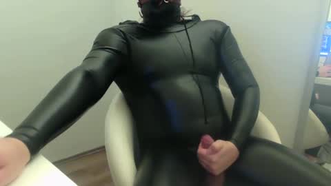 Snapshot of fetishlaura45 chatting on January 17, 8:52 am LauraWhy online show from January 17, 8:52 am