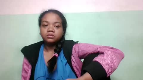 fetranialdy online show from November 26, 4:35 am