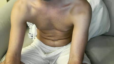 Snapshot of fidelio89 chatting on June 22, 9:23 pm Fid online show from June 22, 9:23 pm