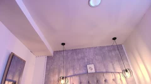   online show from November 20, 7:13 pm