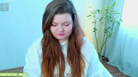 Snapshot of fiery__lady_ chatting on April 13, 9:37 am Evita online show from April 13, 9:37 am
