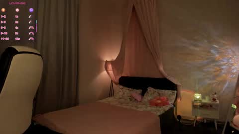 Snapshot of fieryfeline chatting on November 9, 3:16 am Filla online show from November 9, 3:16 am