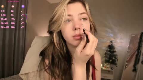 Snapshot of fieryfeline chatting on November 29, 3:09 am Filla online show from November 29, 3:09 am