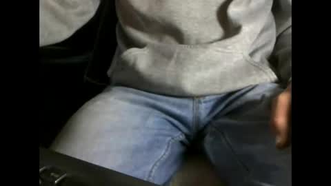 fifi010203 online show from November 4, 7:07 am