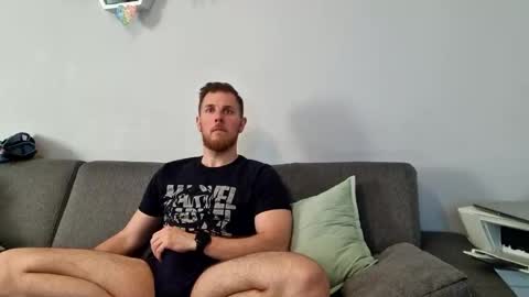 Snapshot of fikol123 chatting on May 14, 10:22 am fiolkamil online show from May 14, 10:22 am