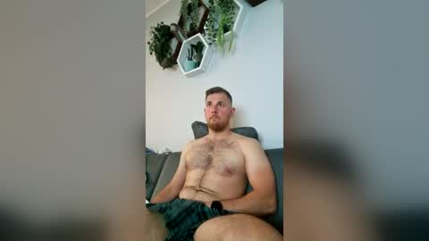 Snapshot of fikol123 chatting on July 9, 9:19 pm fiolkamil online show from July 9, 9:19 pm
