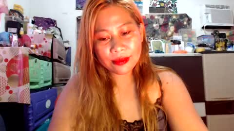 Snapshot of filipina_beauty69 chatting on June 23, 6:00 am filipina beauty. online show from June 23, 6:00 am