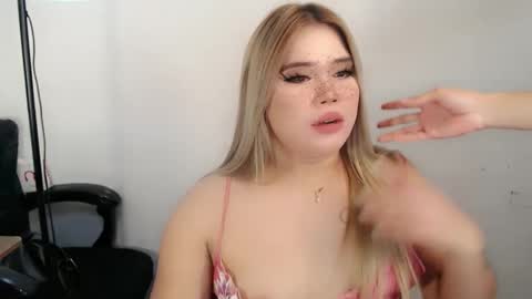  Angela  DONT FORGET TO FOLLOW AND GIVE ME APPRECIATION online show from September 18, 2:13 am