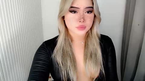  Angela  DONT FORGET TO FOLLOW AND GIVE ME APPRECIATION online show from November 11, 4:23 am