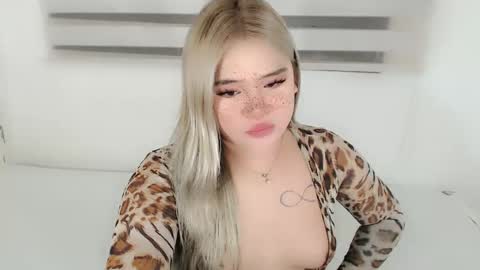 Snapshot of filipina_slutty69xxx chatting on February 5, 3:33 am Angela DONT FORGET TO FOLLOW AND GIVE ME APPRECIATION online show from February 5, 3:33 am