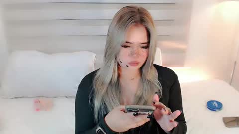 Snapshot of filipina_slutty69xxx chatting on March 16, 5:44 am Angela DONT FORGET TO FOLLOW AND GIVE ME APPRECIATION online show from March 16, 5:44 am