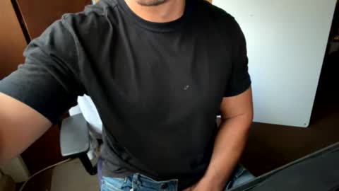 fin4lfinish online show from December 5, 4:58 pm