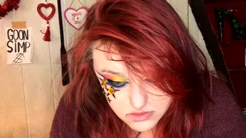 Snapshot of findommefoxi chatting on February 11, 8:20 pm findommefoxi online show from February 11, 8:20 pm