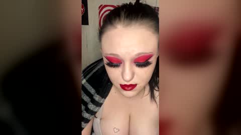 Snapshot of findommefoxi chatting on February 26, 4:11 am findommefoxi online show from February 26, 4:11 am