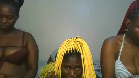 melanie online show from December 22, 11:24 pm