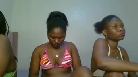 melanie online show from February 4, 10:21 am