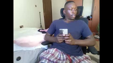 Snapshot of fineebony chatting on May 8, 2:11 pm HOT AND SWEET online show from May 8, 2:11 pm