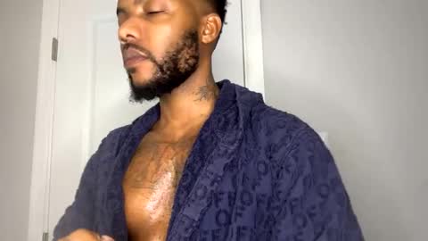 Snapshot of finessegod26 chatting on January 1, 12:00 am finessegod26 online show from January 1, 12:00 am