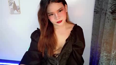 Jasmine online show from February 24, 10:30 pm