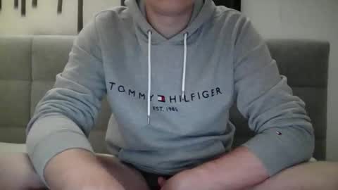 Snapshot of finn_99 chatting on November 9, 7:34 pm Finn online show from November 9, 7:34 pm