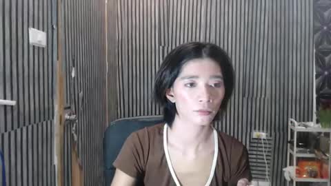 fiona908995 online show from April 30, 8:57 pm
