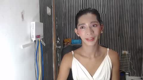 Snapshot of fiona908995 chatting on June 10, 10:58 am fiona908995 online show from June 10, 10:58 am