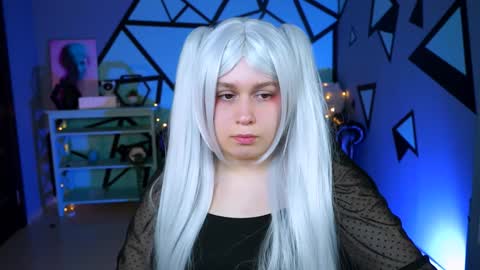 fiora online show from January 3, 11:25 am