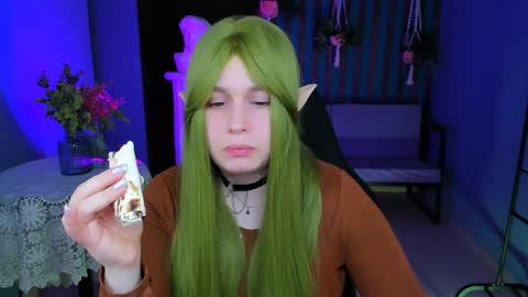 fiora online show from January 26, 11:06 am