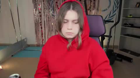 fiora online show from February 21, 2:48 pm