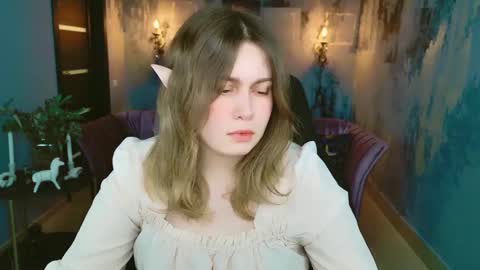 fiora online show from February 23, 11:22 am