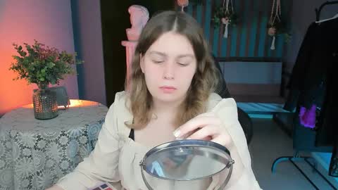 fiora online show from March 2, 11:18 am