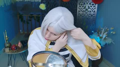 fiora online show from March 8, 8:11 am