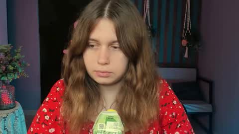 fiora online show from September 12, 5:51 am