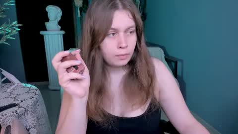 fiora online show from July 27, 6:09 am