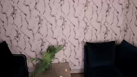 Snapshot of fiorelaa_ chatting on June 12, 11:53 am Fiorela online show from June 12, 11:53 am