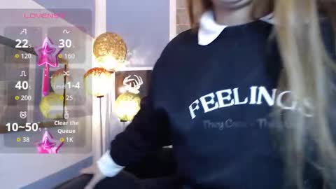 Fiorellaa online show from October 21, 3:02 pm