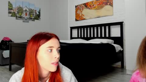 Snapshot of fire___fox1 chatting on February 8, 1:11 pm fire___fox1 online show from February 8, 1:11 pm