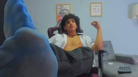 fire_boy69 online show from September 9, 10:09 pm