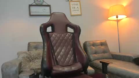 fire_boy69 online show from December 1, 5:29 pm