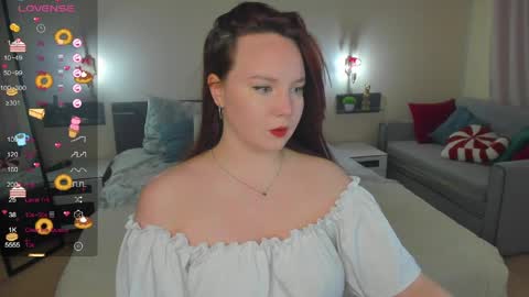Snapshot of fire_emily chatting on June 1, 12:56 am fire_emily online show from June 1, 12:56 am